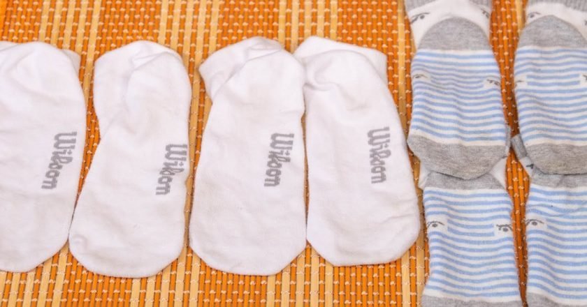 как отстирать белые носки