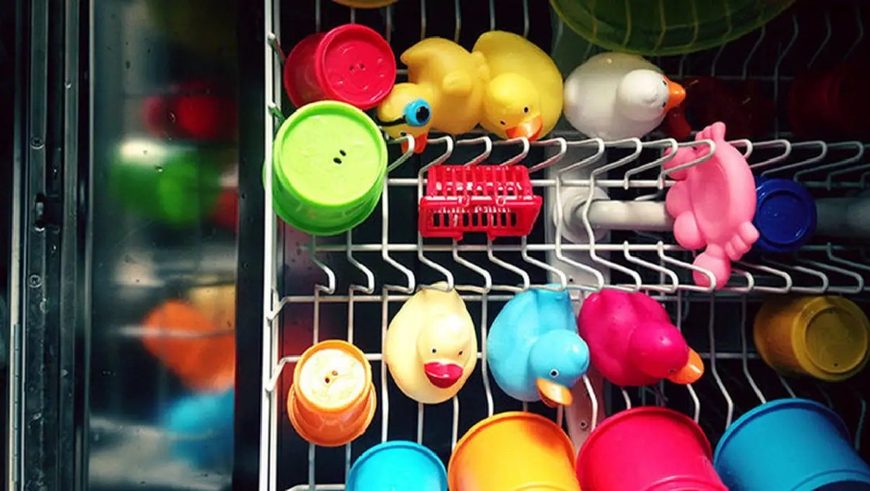 стирка вещей в посудомойке