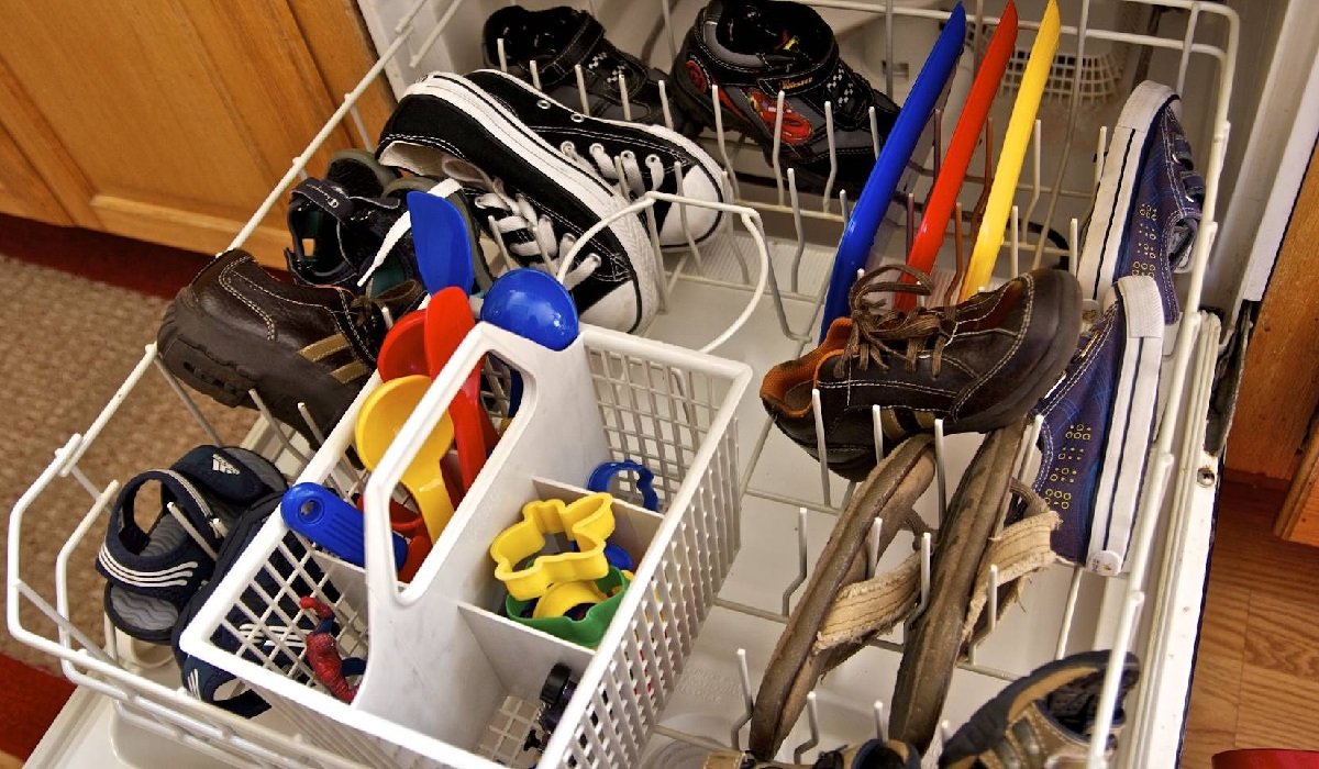 чистка обуви в посудомойке