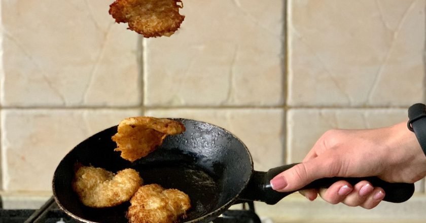жареный картофель