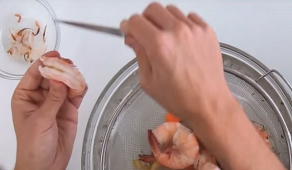 как правильно варить креветки