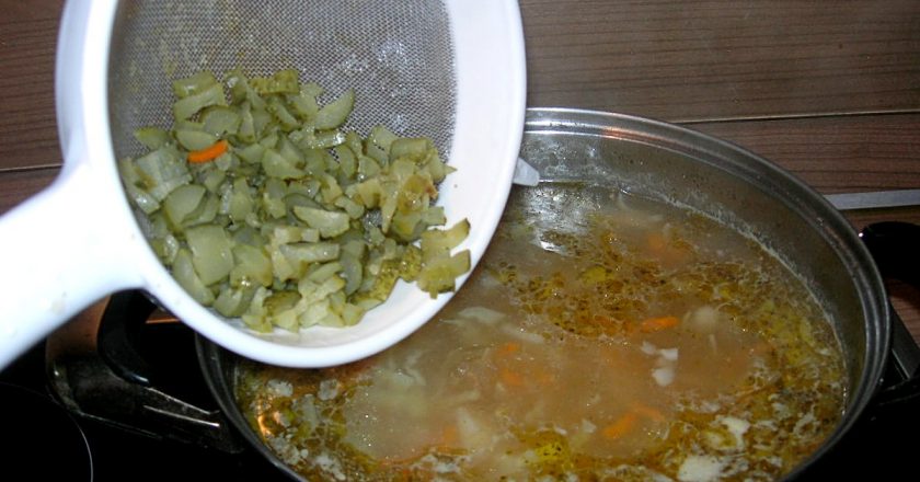 Как правильно варить рассольник