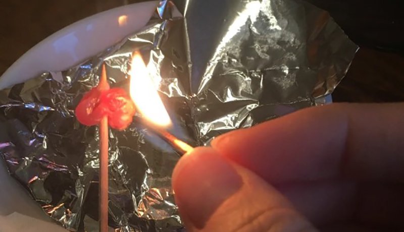 поджигание мяса