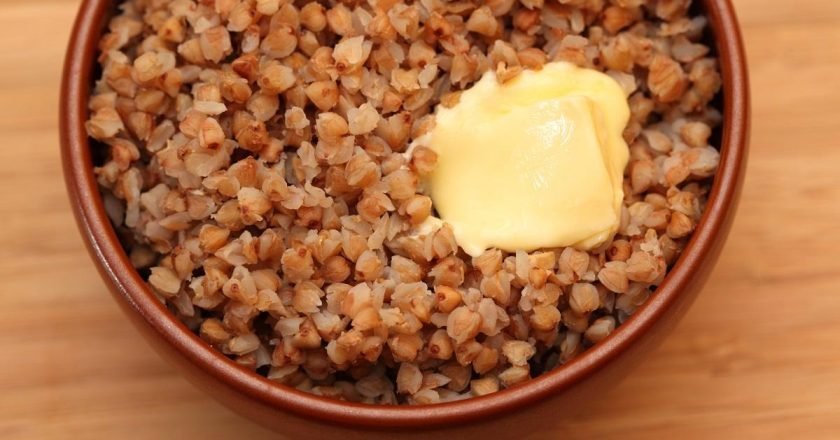 гречневая каша с маслом