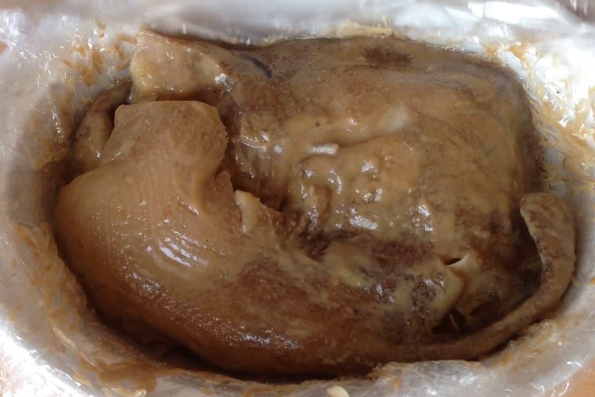 маринованные свиные ушки