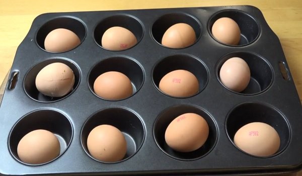 как приготовить яйца в духовке