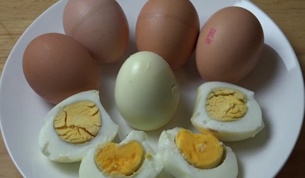 как приготовить яйца в духовке
