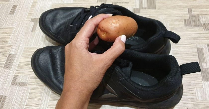 лайфхаки с растяжкой обуви