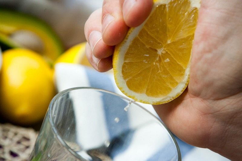 сок лимона для удаления волос