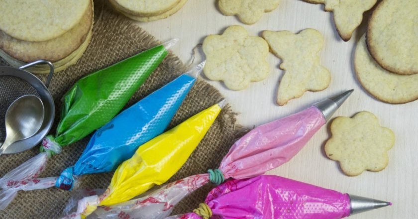 Как украсить пасхальные пряники