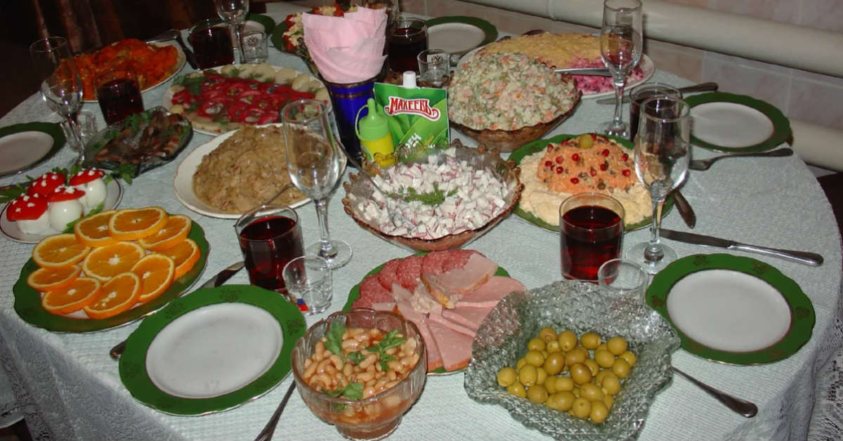 стол на день рождения