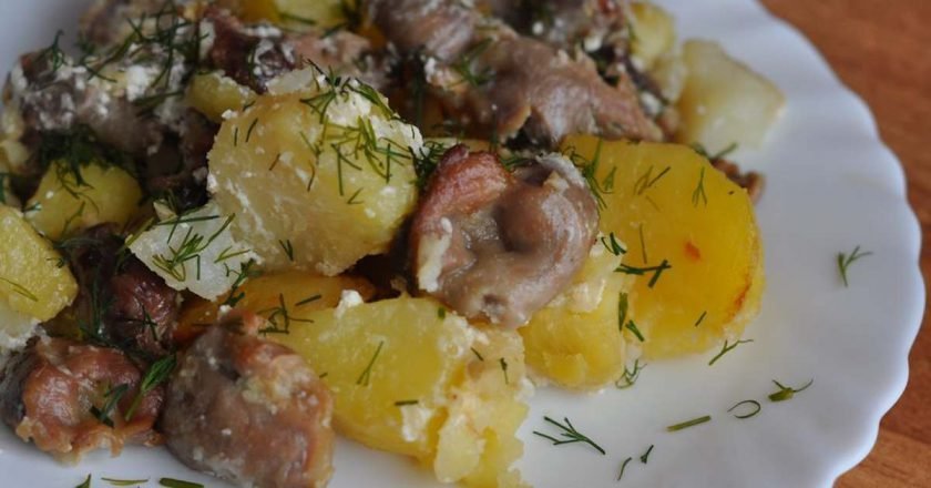 картошка с куриными желудками