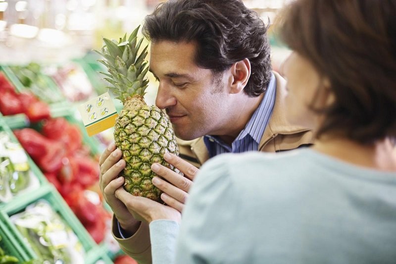 как выбрать сочный ананас