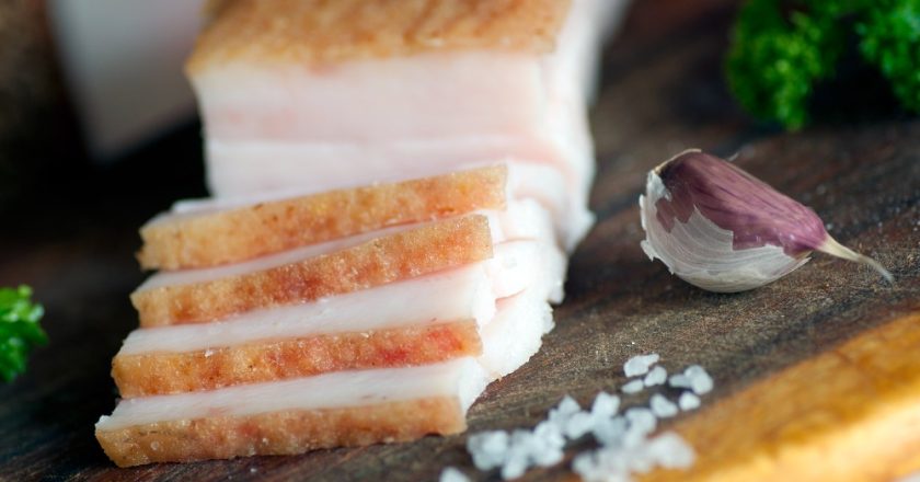 как выбрать вкусное сало