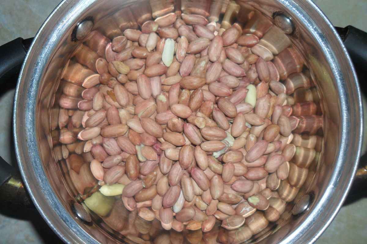 арахис в воде