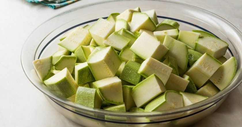 кубики из кабачков