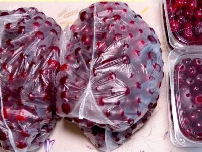 Как заморозить вишню: 2 способа