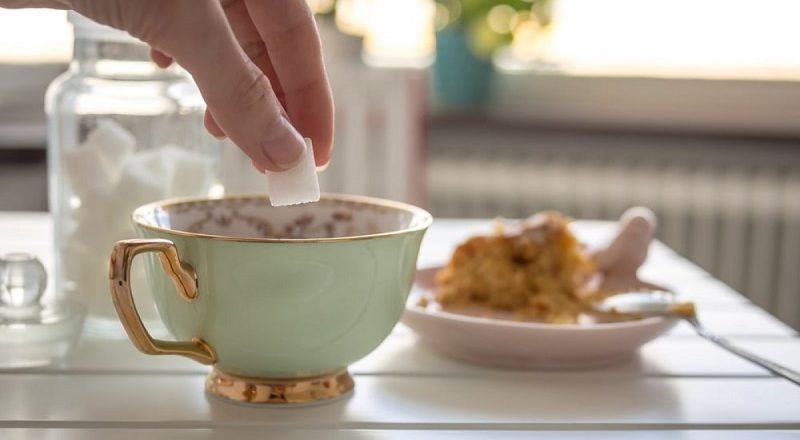чай с сахаром