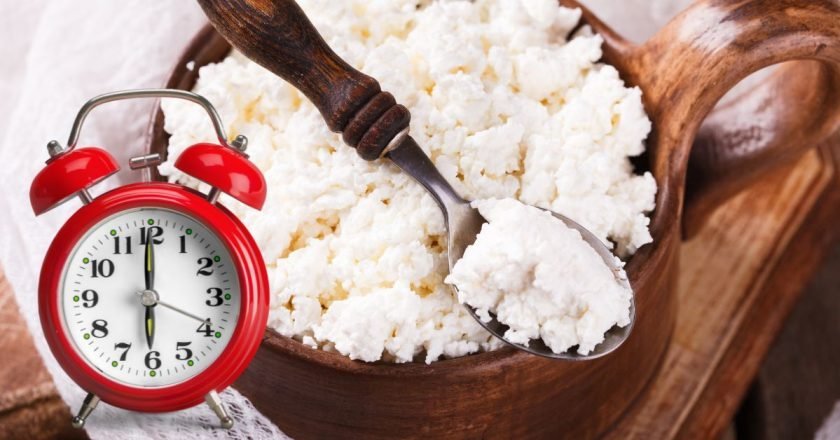 когда нельзя есть творог