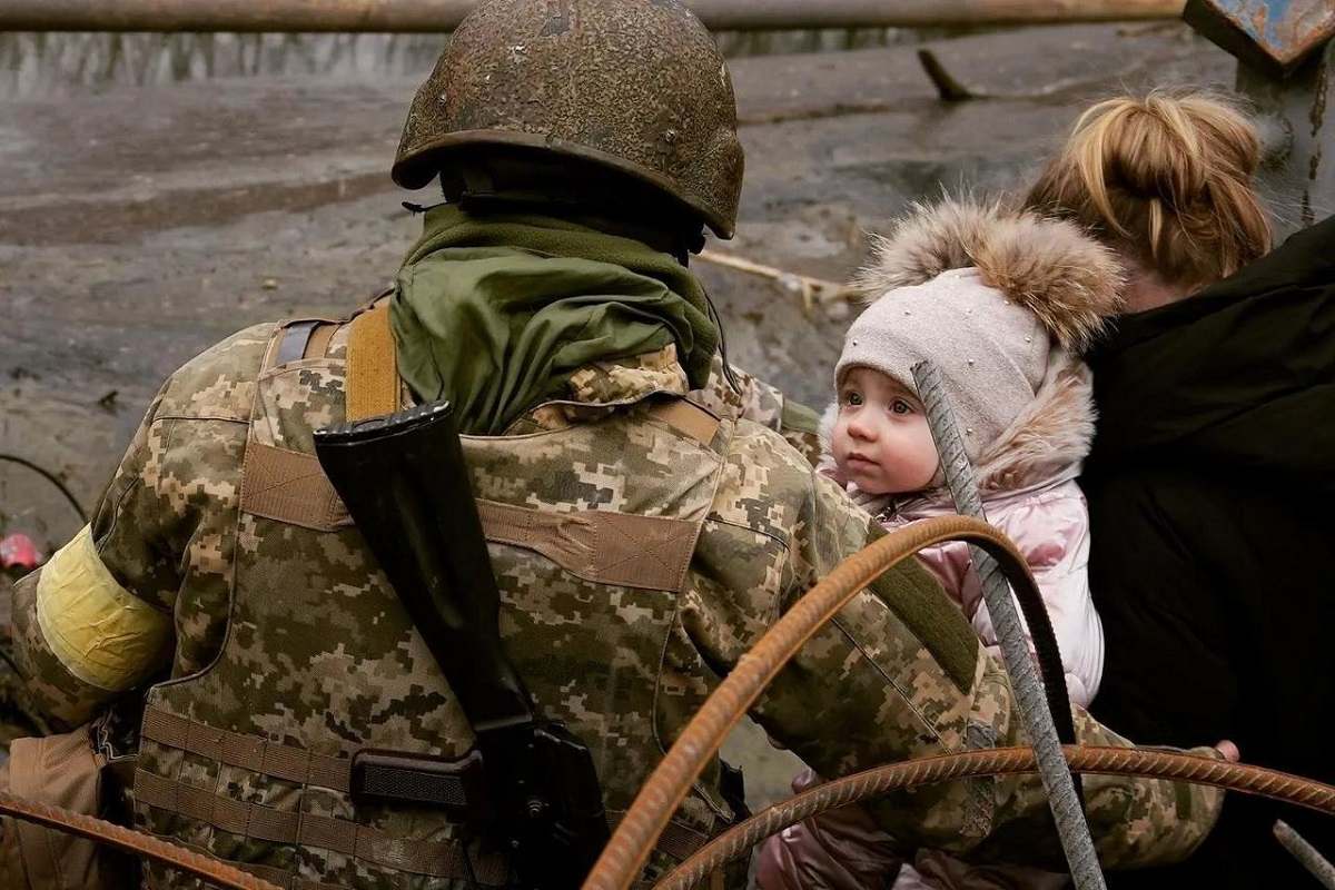 Фото детей на войне на украине