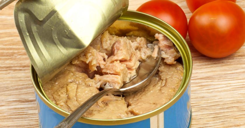 Какие консервированные продукты нельзя есть сразу после открытия