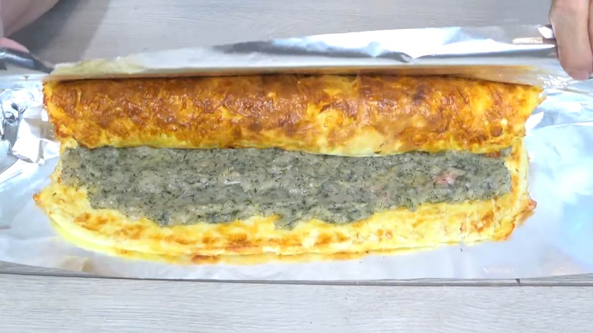 сырный рулет с начинкой