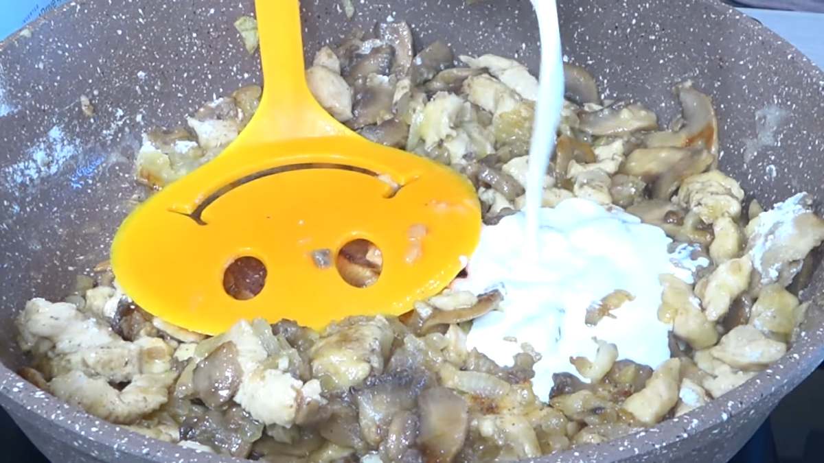 грибы со сливками