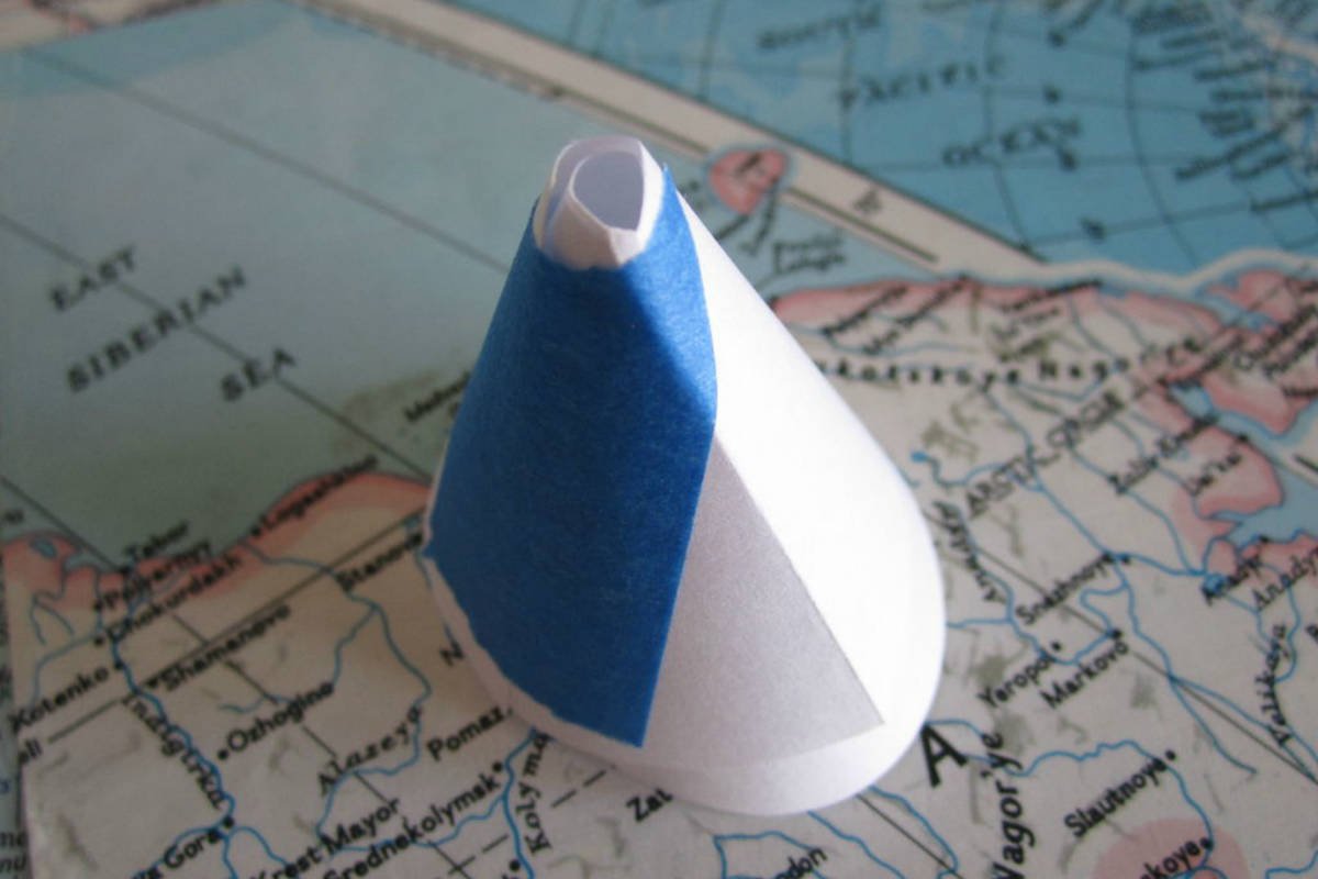 воронка из бумаги