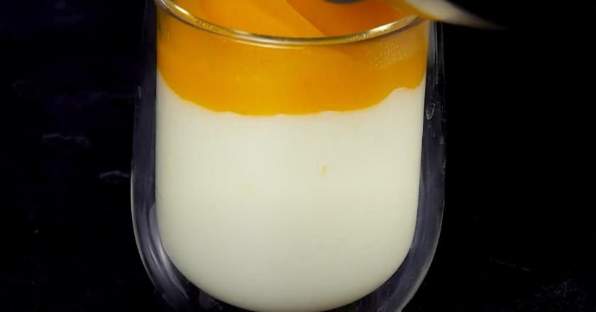 молочный десерт с лимоном