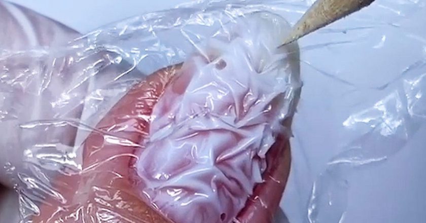 мраморный маникюр фото