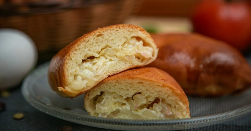 пирожки с капустой и яйцом