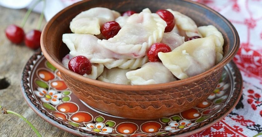 начинка вытекает из вареников