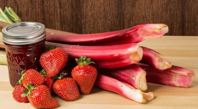 варенье из клубники с ревенем