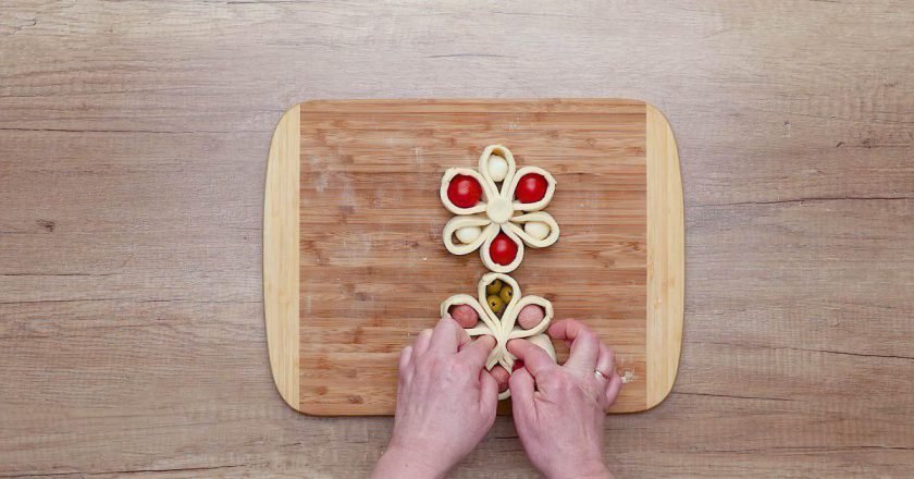 несладкая выпечка из слоеного теста