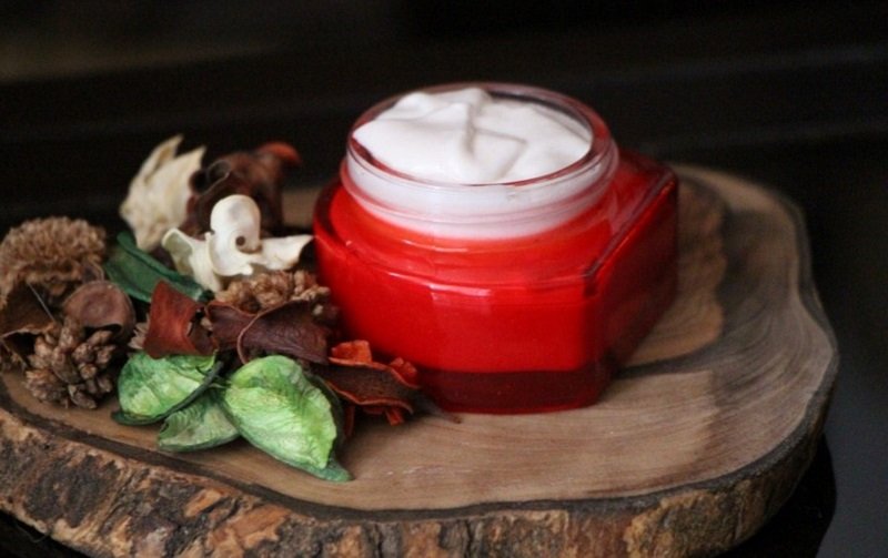 Целебный солнцезащитный крем