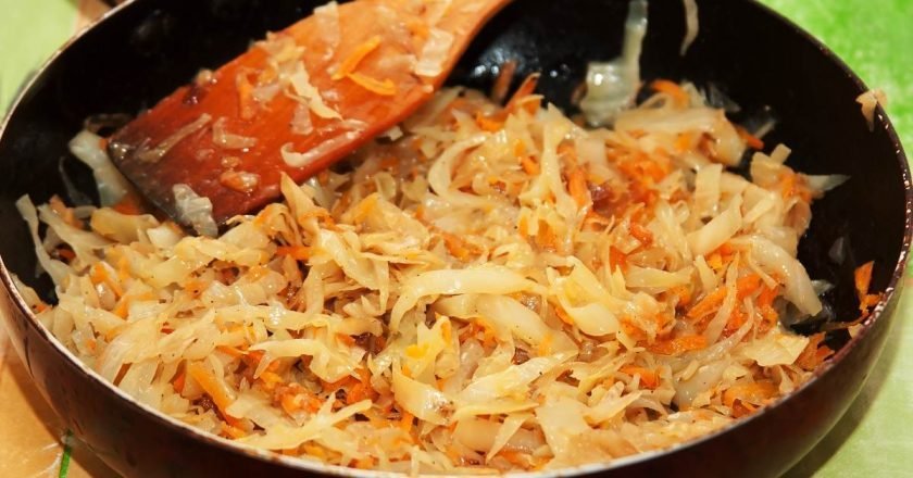 тушеная капуста