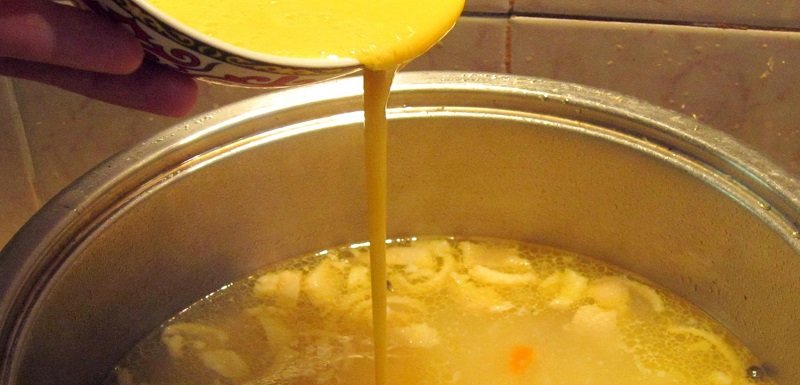 яйцо в супе