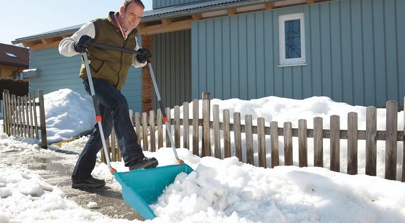 уборка снега скрепером