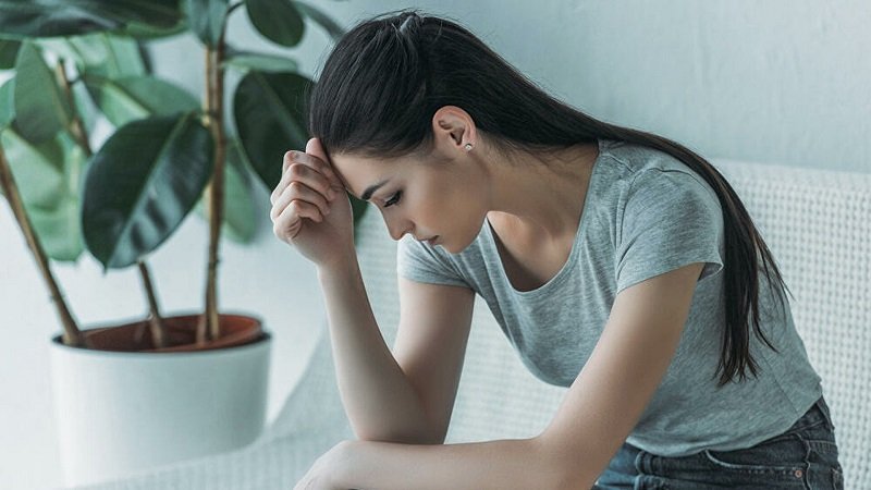 девушка в стрессе