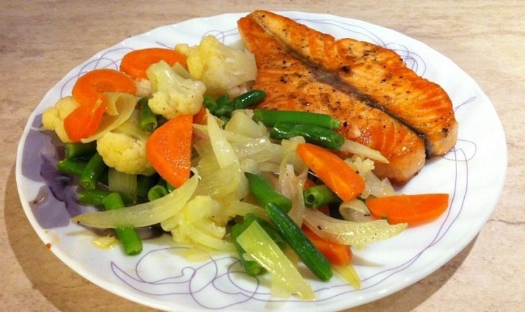 рыба с овощами 