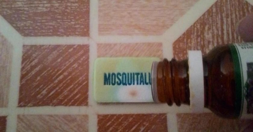 эфирное масло на пластине