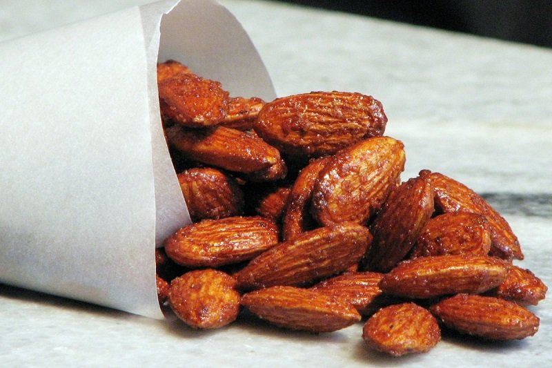 польза миндаля