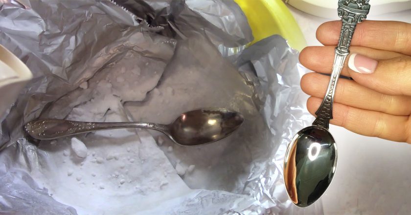 почистить столовые приборы из мельхиора