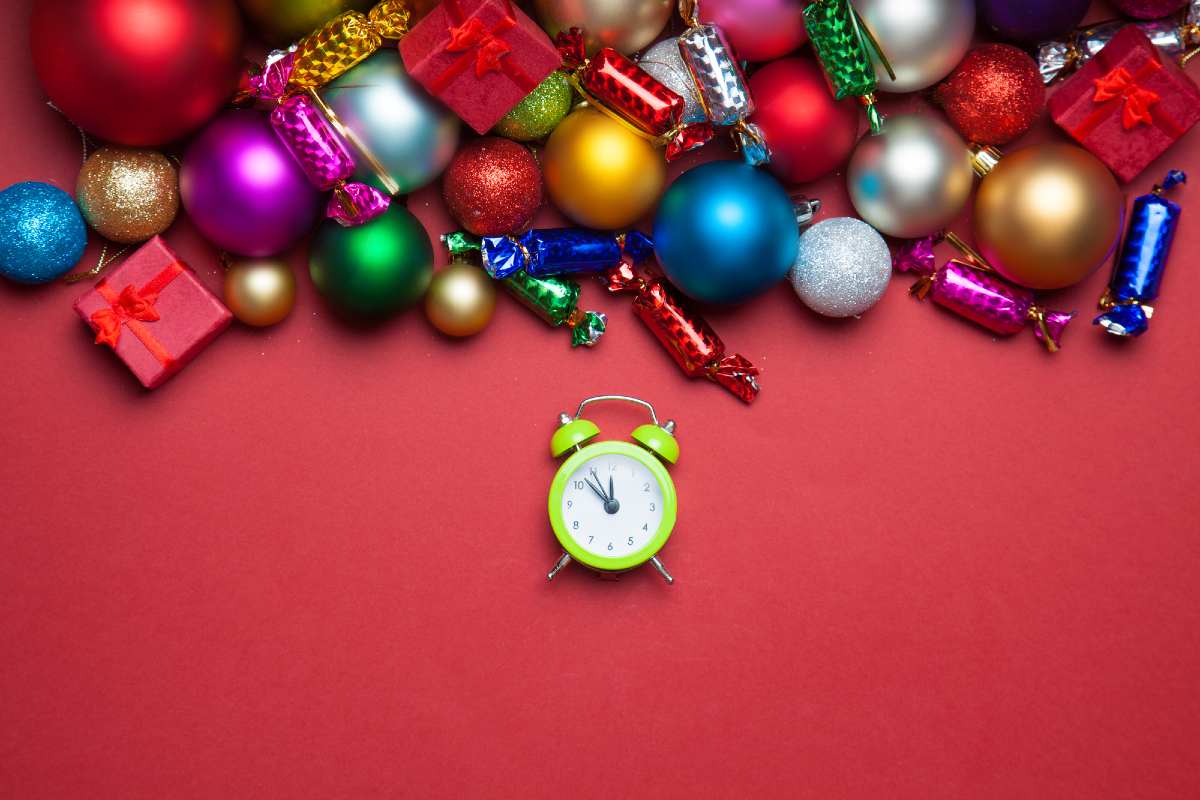 часы в подарок