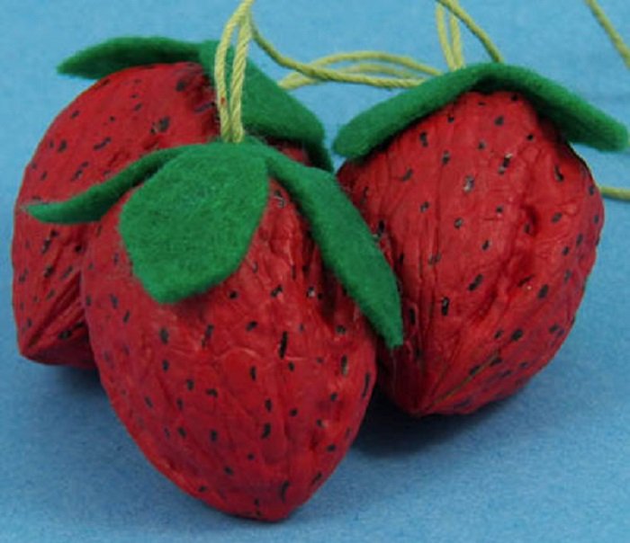 Поделки из ореховой скорлупы