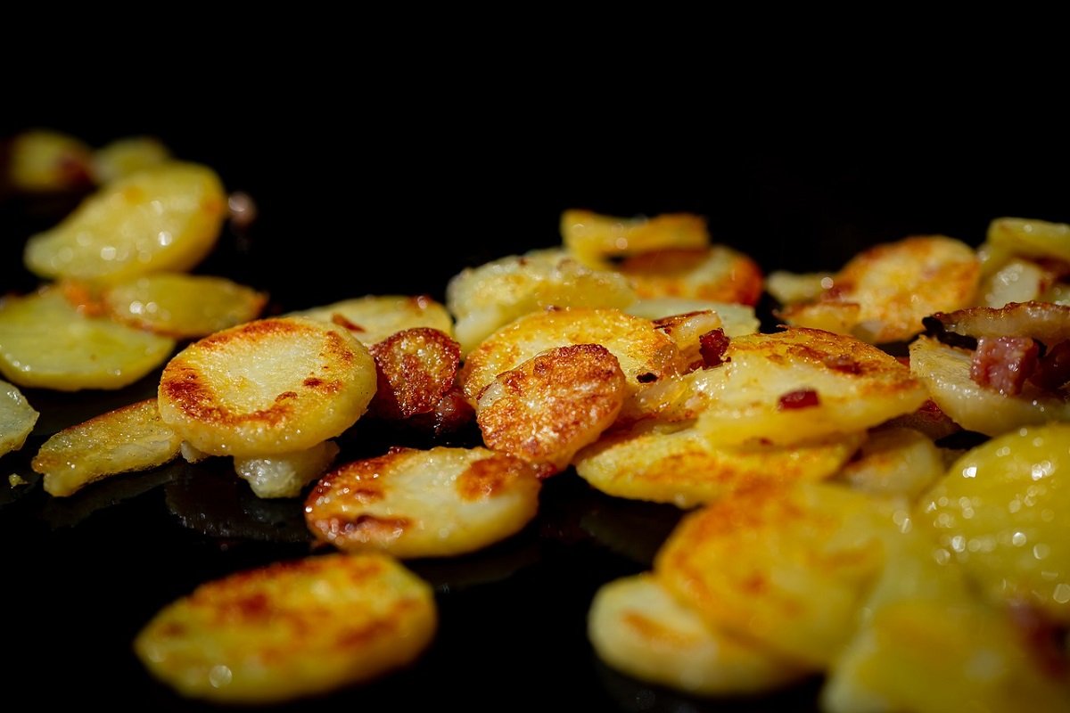 Frying Potatoes