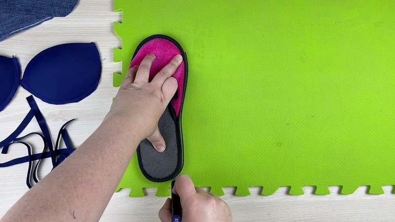 вырезание подошвы