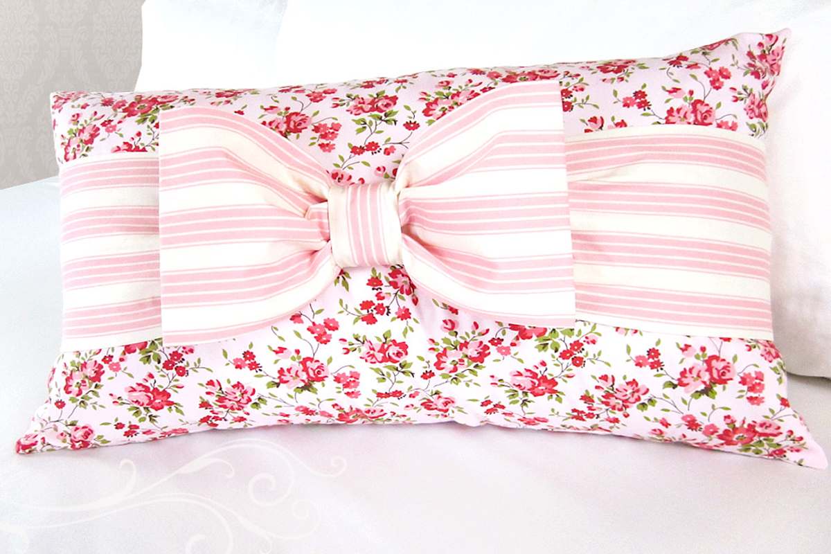 подушка в дар