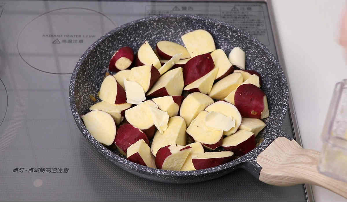 эпиляция карамельной пастой