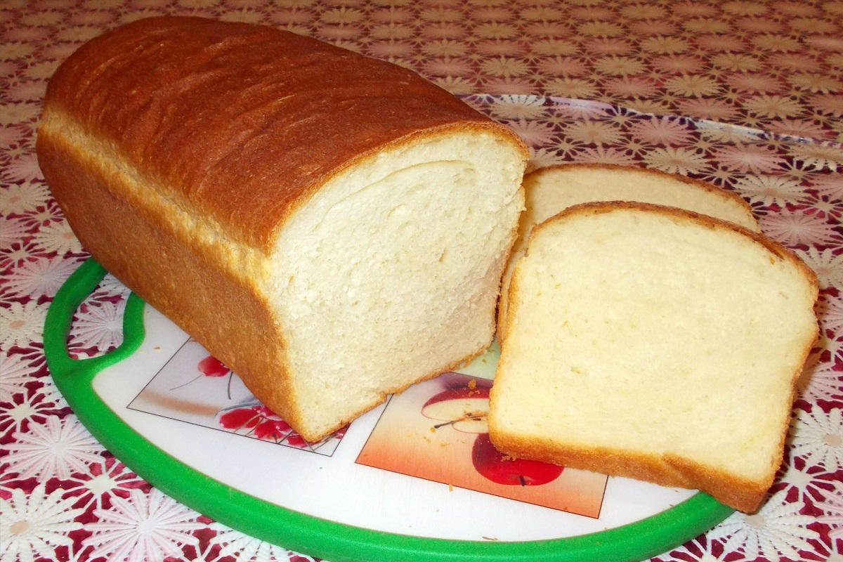 Молочный хлеб. Вкусный хлеб в хлебопечке. Белый хлеб молочный. Хлеб на молоке.